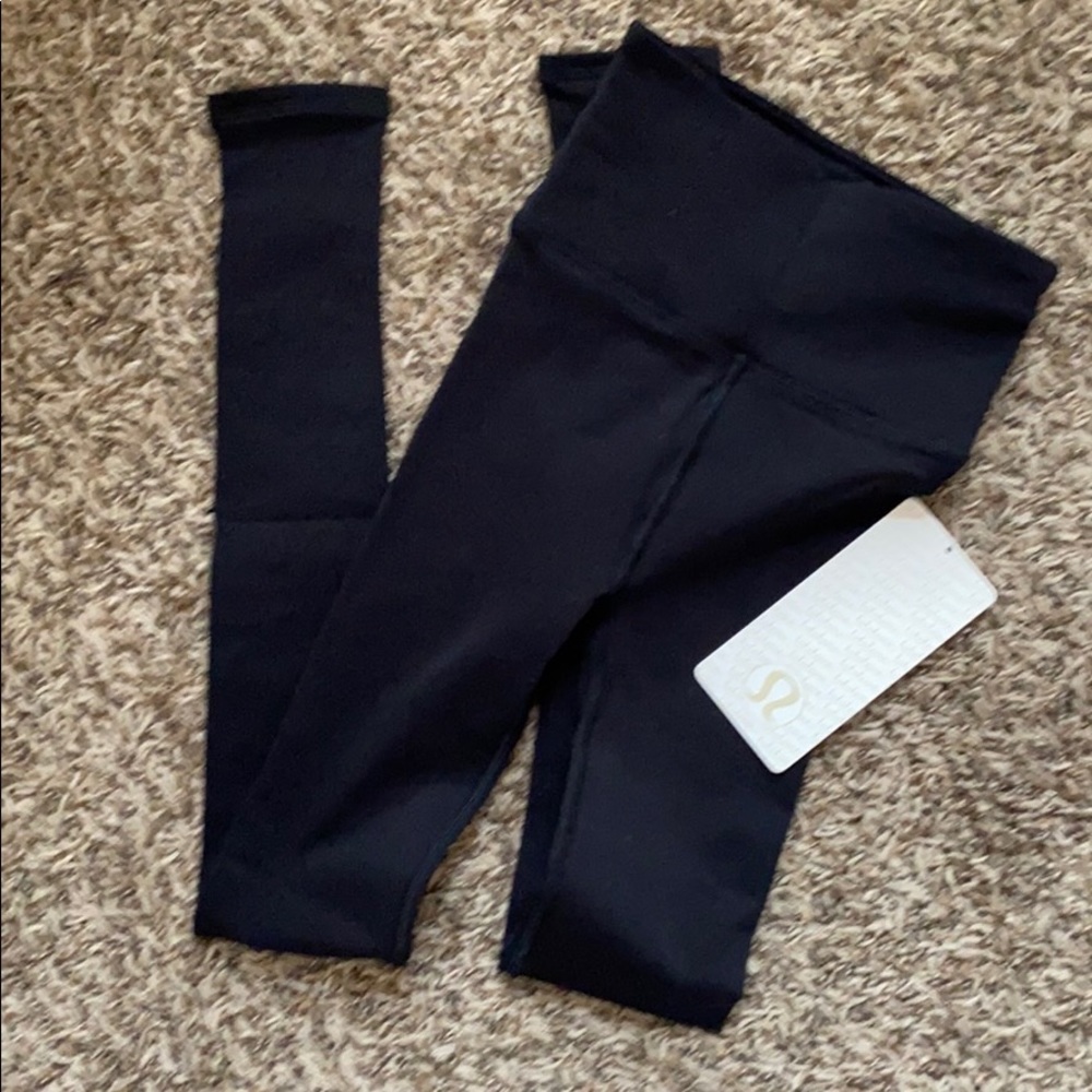 NWT Reveal Tight 7/8